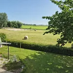 Robbenglueck - Ruhe, Garten Und Nordseegefuehl *