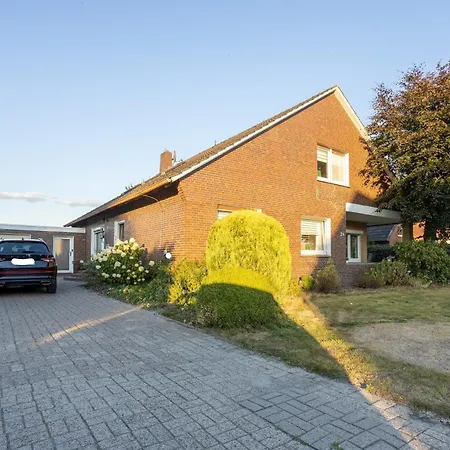 Ferienhaus Robbenglueck - Viel Platz Fuer Generationen Und Freunde Daire