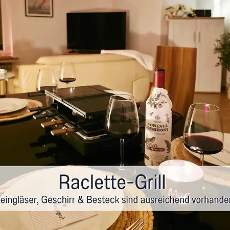 Apartamento Robbenglueck Tossens - 2 Ferienwohnungen Oder Ganzes Haus, Bis 10 Personen, Grosser Garten, Hunde Willkommen, 1,5 Km Zum Deich Tossens